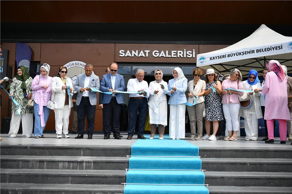 KAYMEK yıl sonu sergisini açtı KAYMEK yıl sonu sergisini açtı