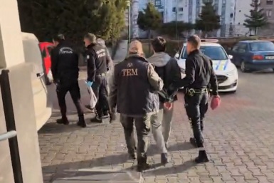 MİT ve Emniyet'ten Kayseri merkezli FETÖ operasyonu