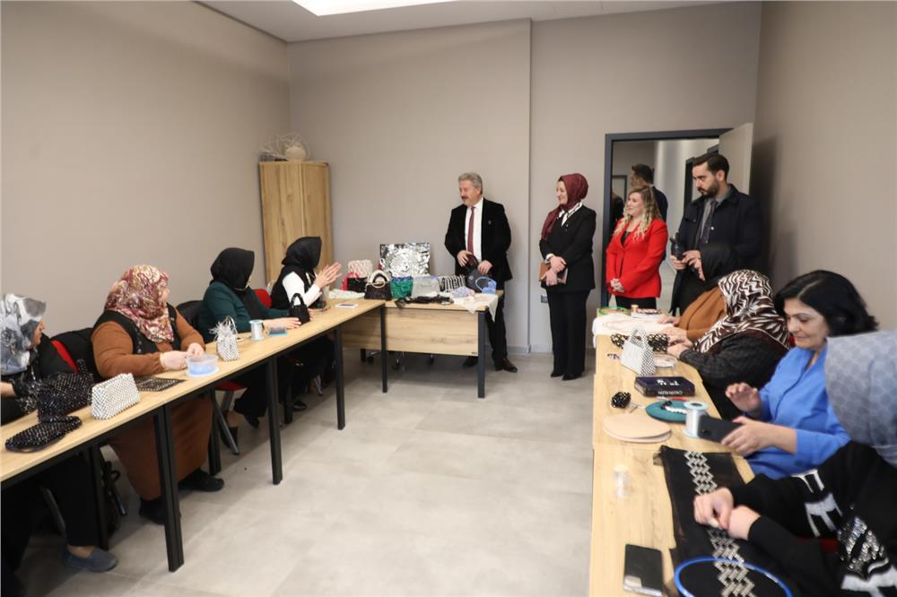 Palancıoğlu, sosyal yaşama katkı sağlayacak o merkezi ziyaret etti