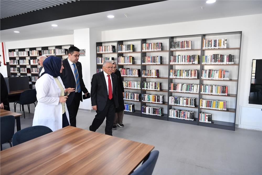 Başkan Büyükkılıç ve Bakan Yardımcısı Boyraz Talas Mevlana