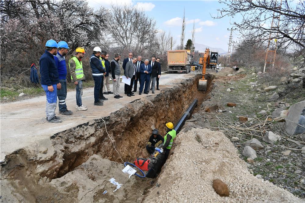 Büyükkılıç, Hacılar'a yapılan 100 milyonluk yatırımını inceledi