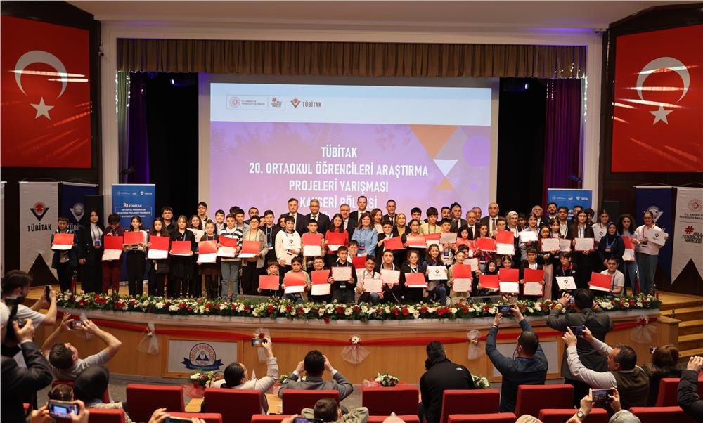 TÜBİTAK'ta dereceye giren Kayserili öğrenciler ödüllendirildi