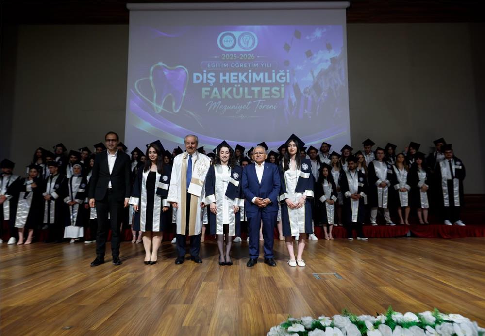 Doktor başkan, diş hekimlerinin heyecanına ortak oldu