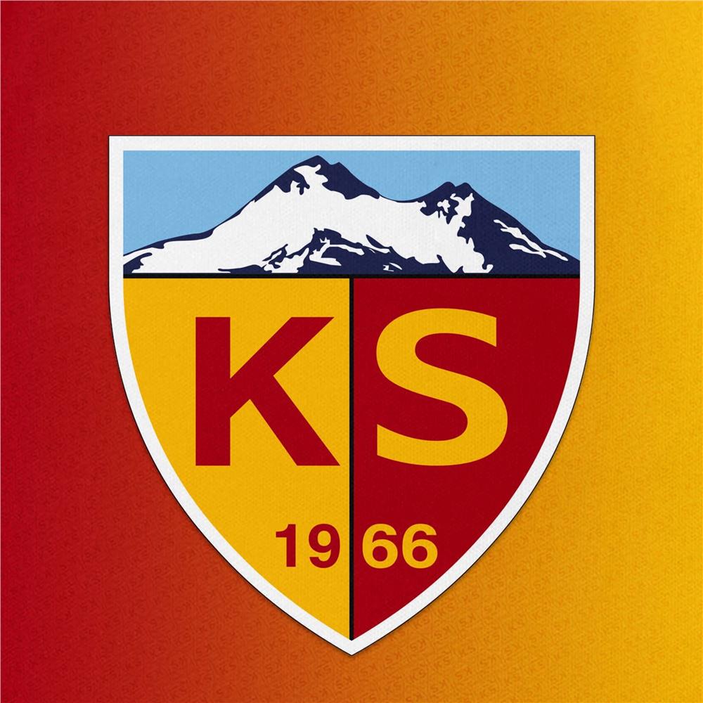 Kayserispor’da yabancı futbolcu mesaisi sürüyor