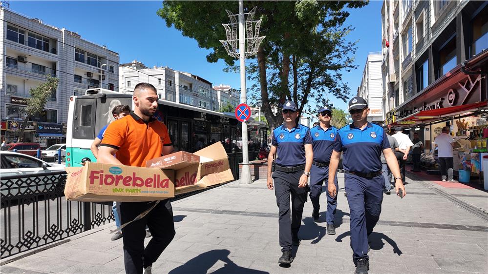 Kayseri zabıtası çevrenin korunması için yollarda