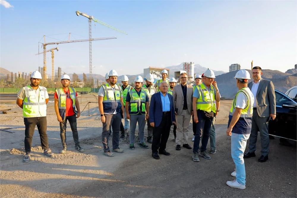 Büyükkılıç, Kartal Katlı Kavşağı