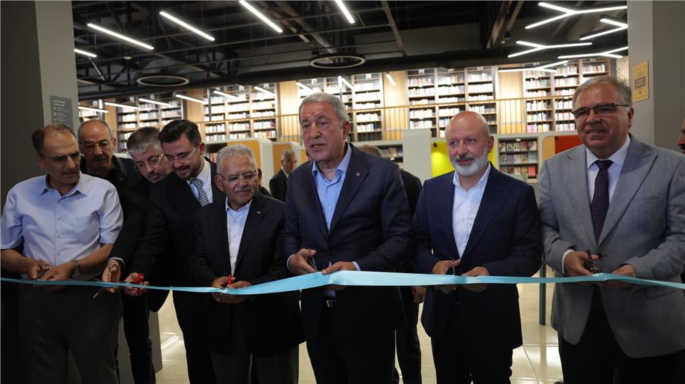 Kocasinan Belediyesi yeni nesil kütüphane açtı