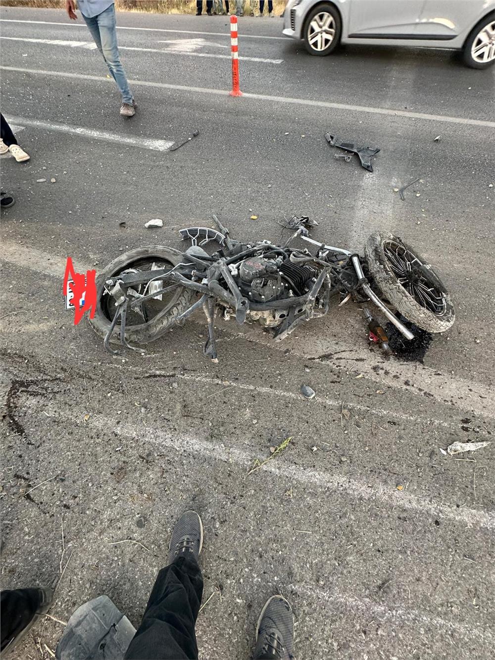 Yeşilhisar’da iş makinesi ile motosiklet çarpıştı: 1 ölü