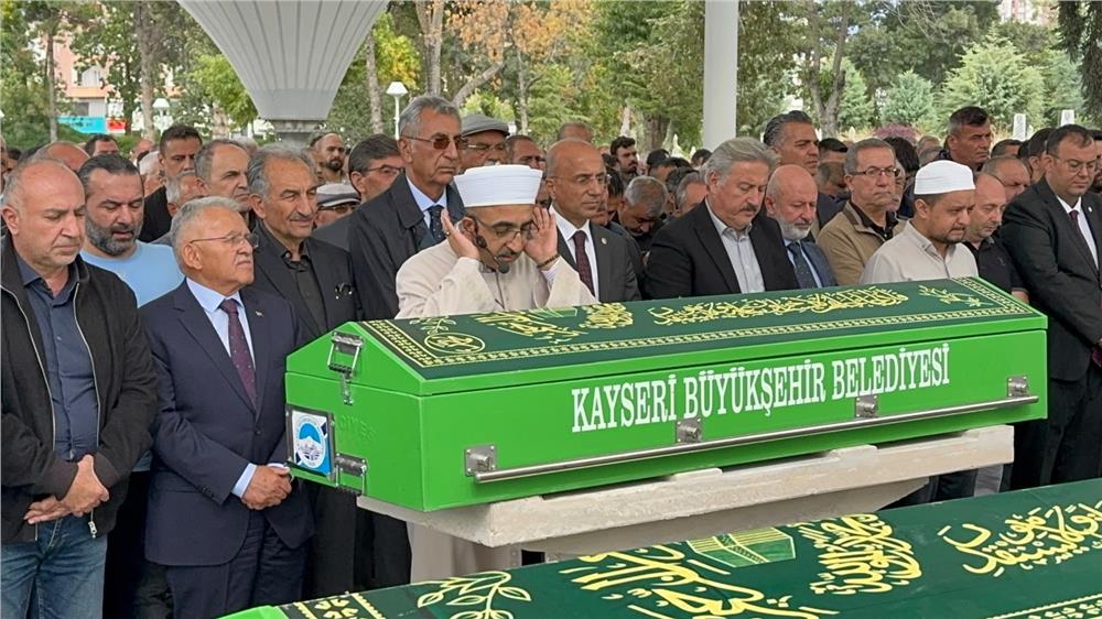 Kocasinan Belediyesi kurucu Belediye Başkanı Alçı toprağa verildi
