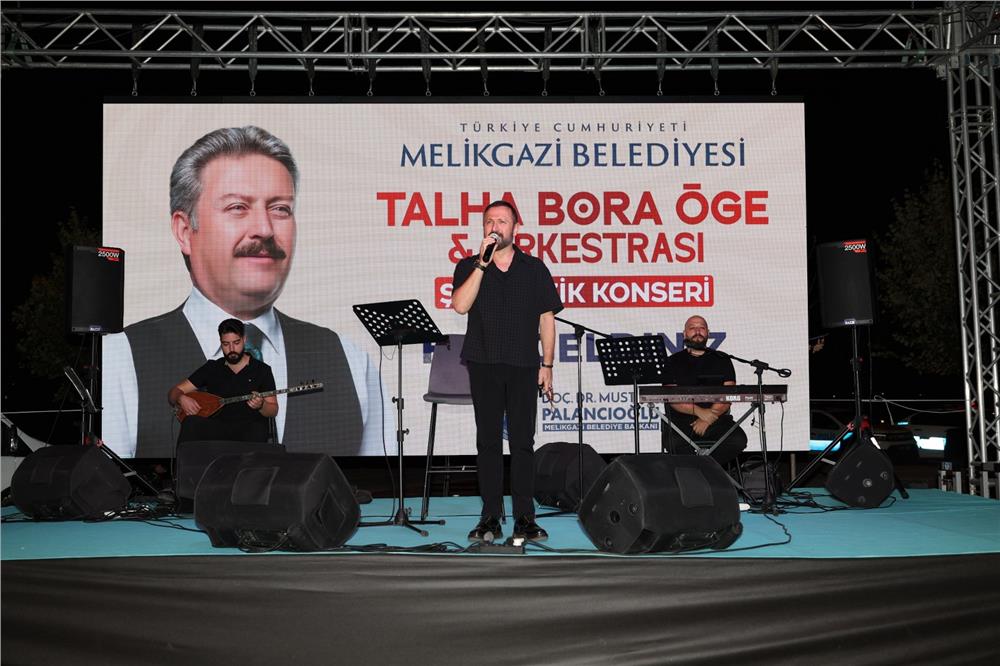 Melikgazi, yine güzel bir konsere daha ev sahipliği yaptı