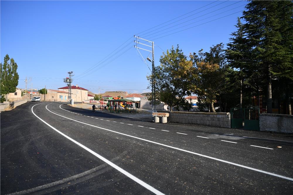 Yeşilhisar'a 40 milyon liralık sıcak asfalt yatırımı