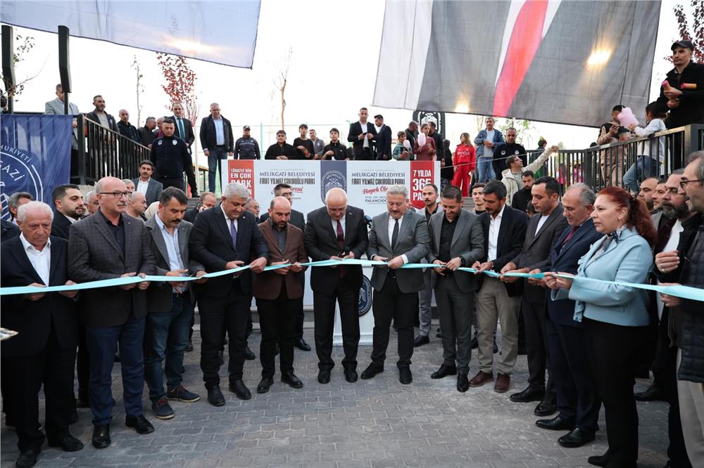 Melikgazi Belediyesi Fırat Yılmaz Çakıroğlu Parkı açıldı