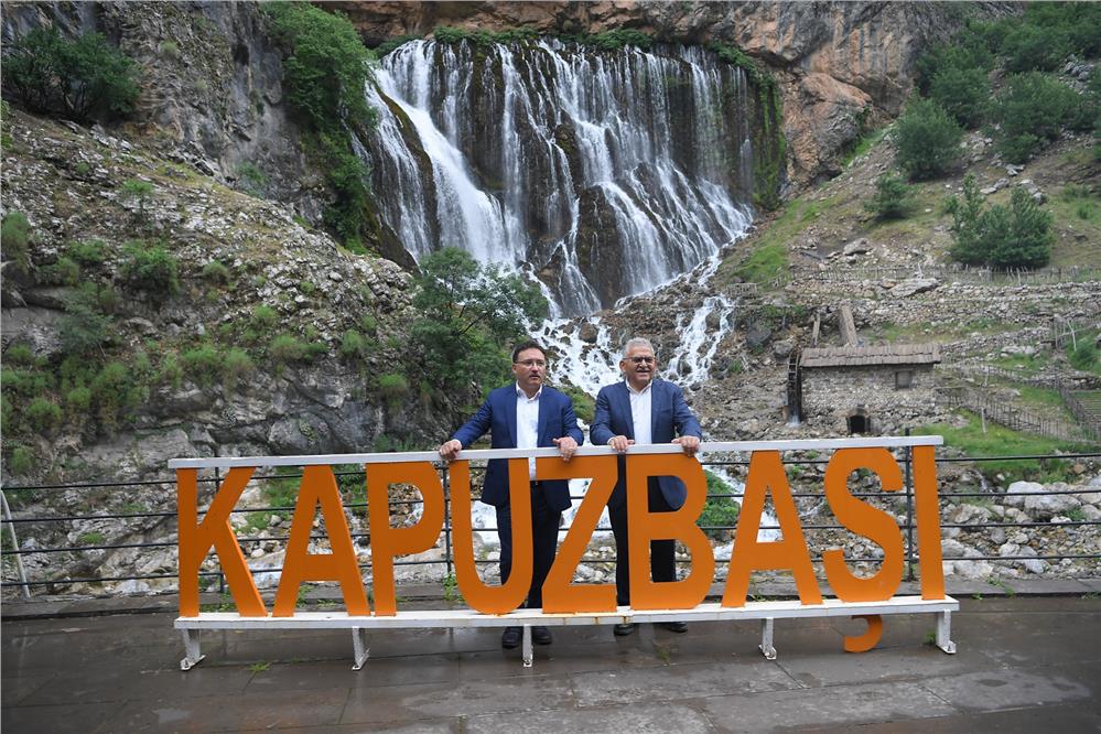 Kapuzbaşı Şelaleri